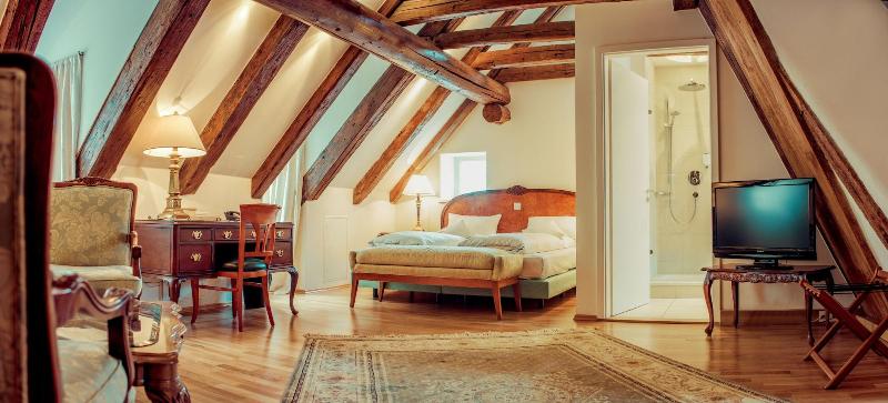 Bohemian Hotel - Oda