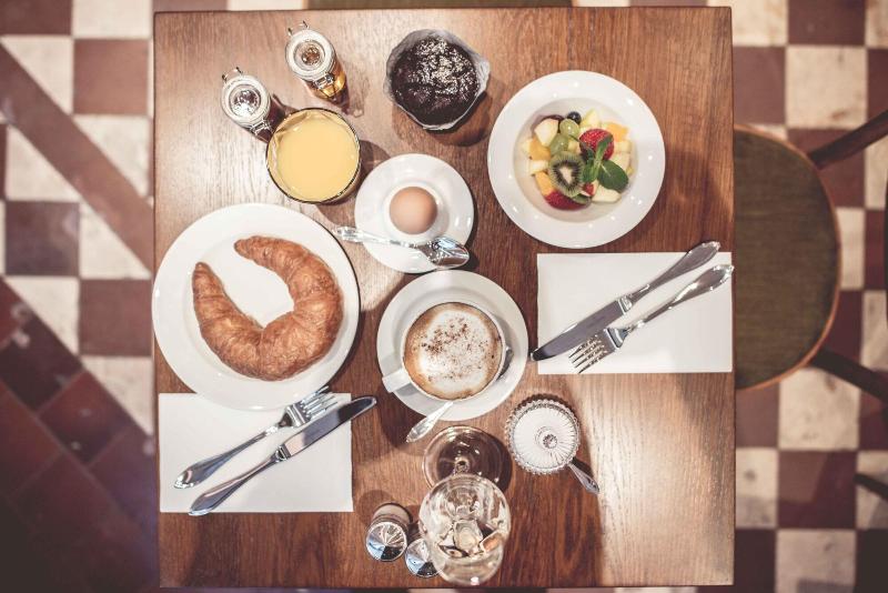 Bohemian Hotel - Restoran