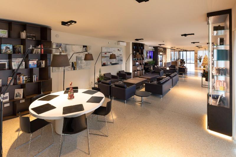 Boiardo Hotel - Lobi