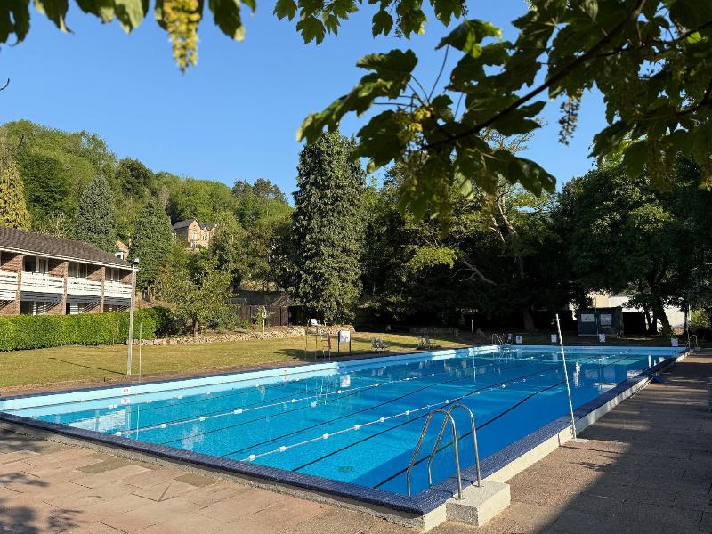 New Bath Hotel & Spa member Radisson Individuals - Havuz