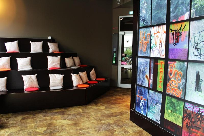 BoxHotel Göttingen (App based Hotel) - Lobi