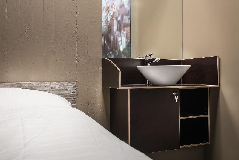 BoxHotel Göttingen (App based Hotel) - Oda