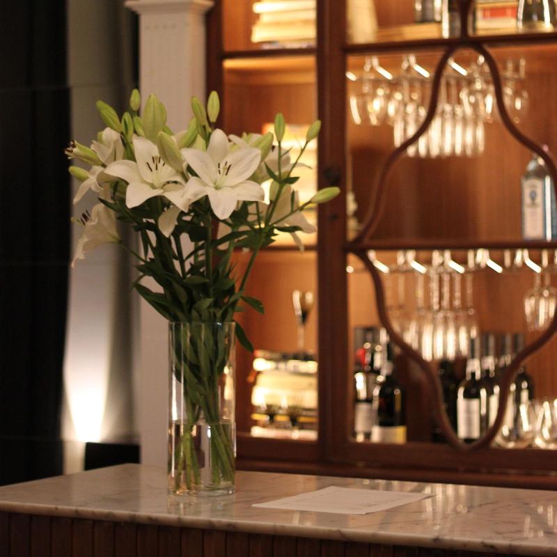 B The Guest Downtown - Bar