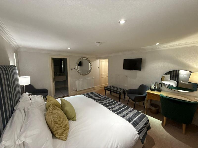 Airds Hotel - Oda