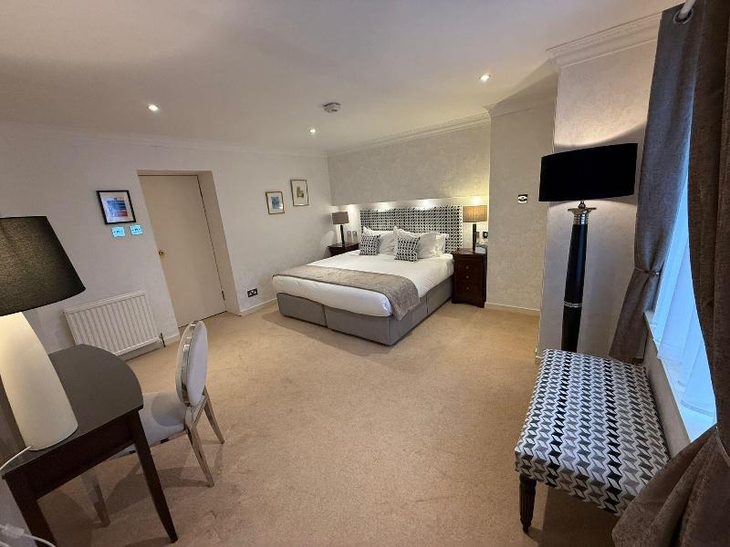 Airds Hotel - Oda