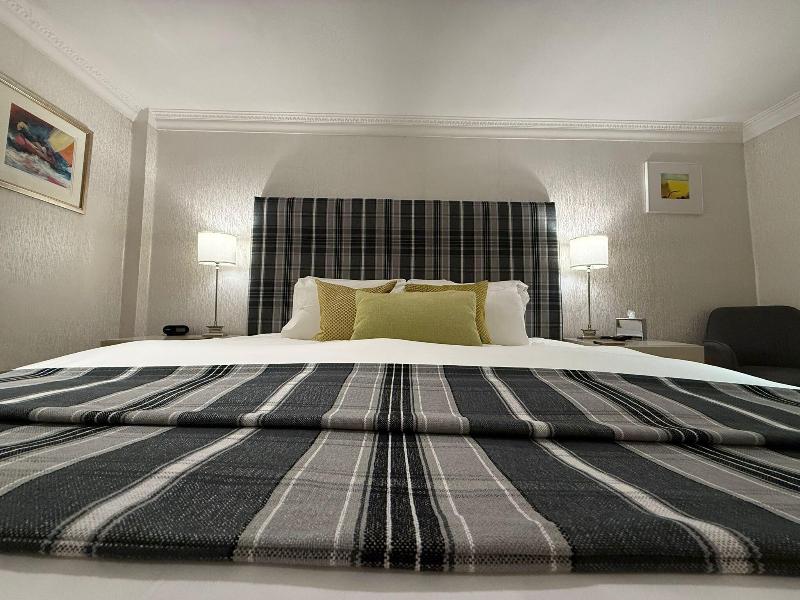 Airds Hotel - Oda