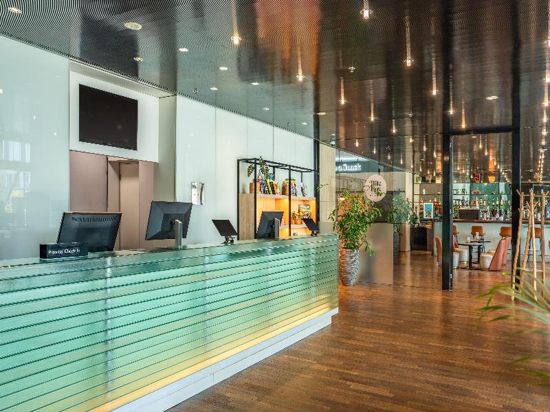 INNSIDE by Melia Dusseldorf Seestern - Lobi