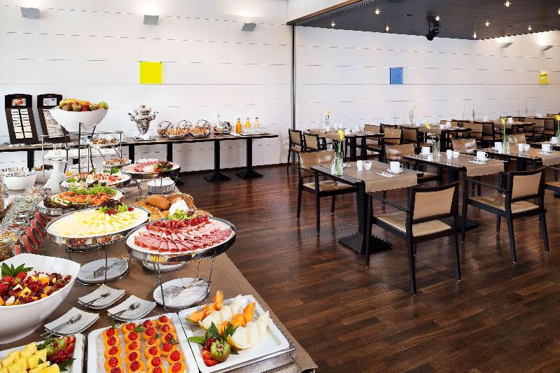 INNSIDE by Melia Dusseldorf Seestern - Restoran