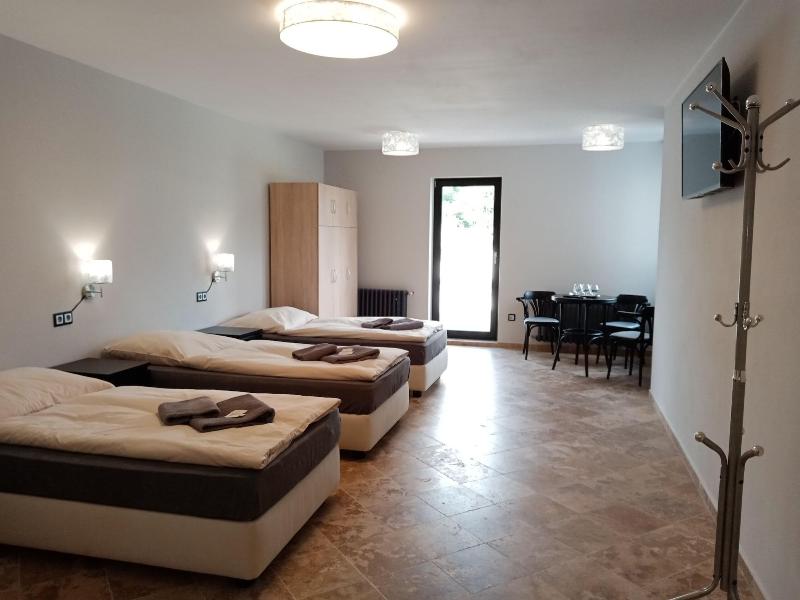 Hotel Cade - Oda