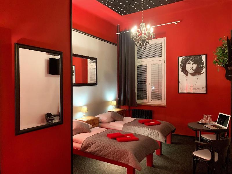 Hotel Cade - Oda