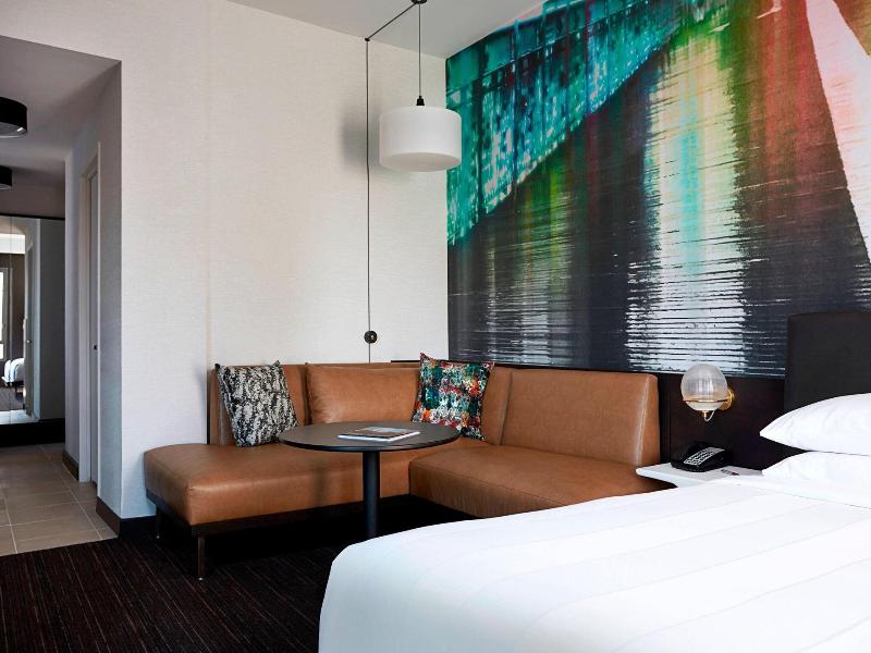 New York Marriott at the Brooklyn Bridge - Oda