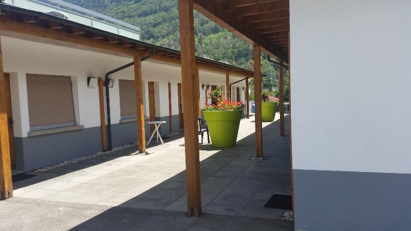 Motel Des Sports - Genel