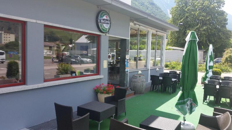 Motel Des Sports - Genel