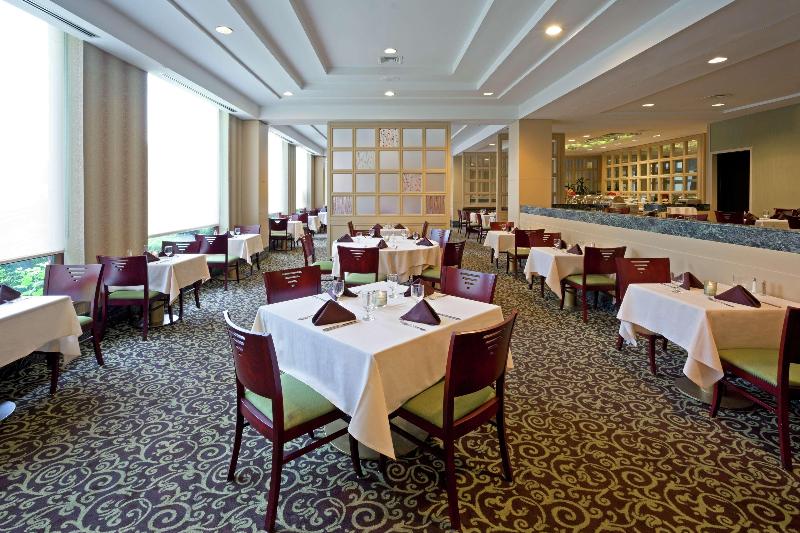Doubletree By Hilton New York Laguardia Airport - Restoran