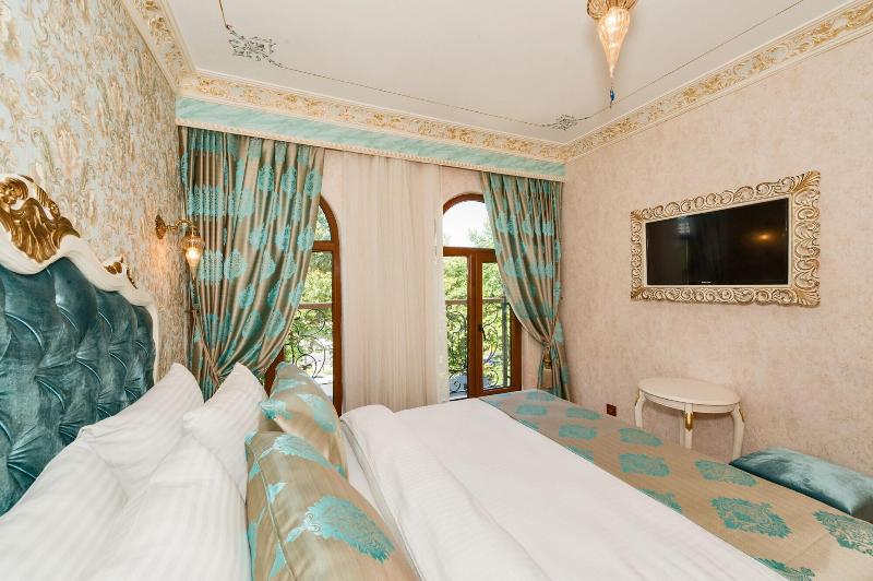Hotel 1453 - Genel