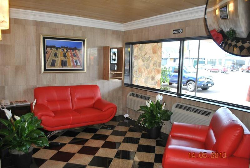 Surfside Motel - Lobi