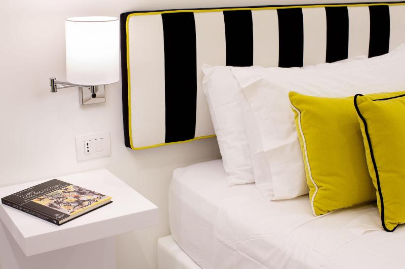 Nap Luxury Guest House - Oda