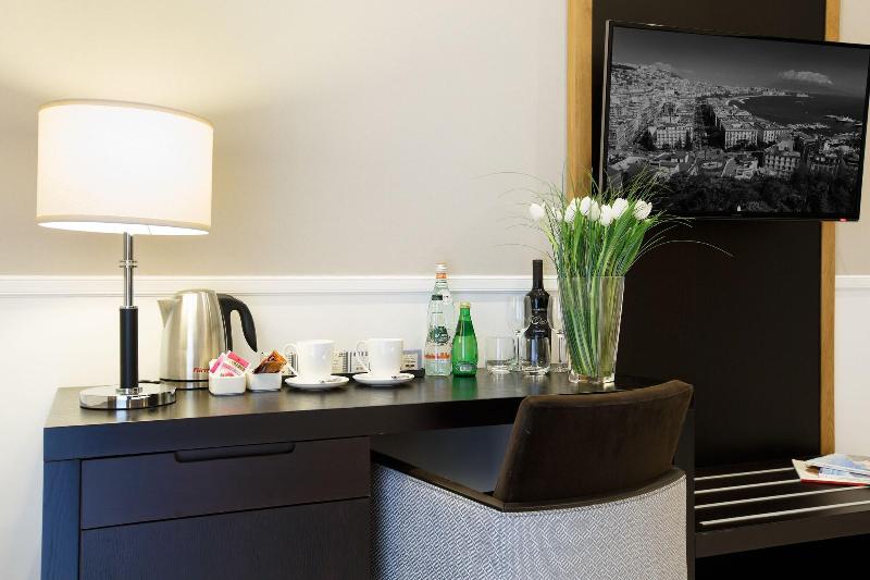 Nap Luxury Guest House - Oda