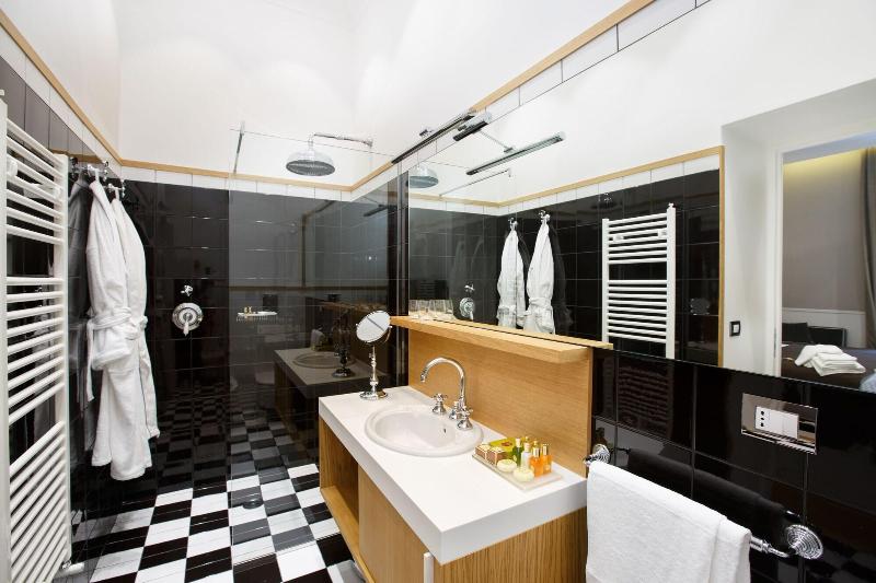 Nap Luxury Guest House - Oda