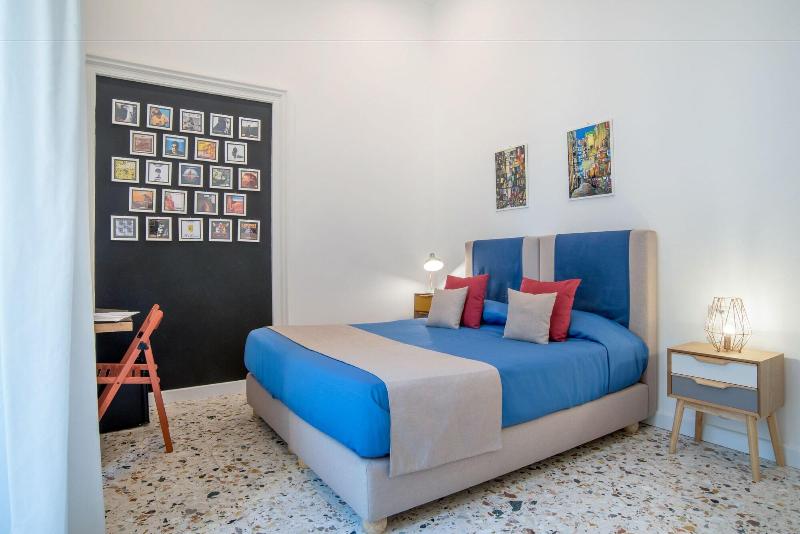 Napoliamo Guest House - Oda