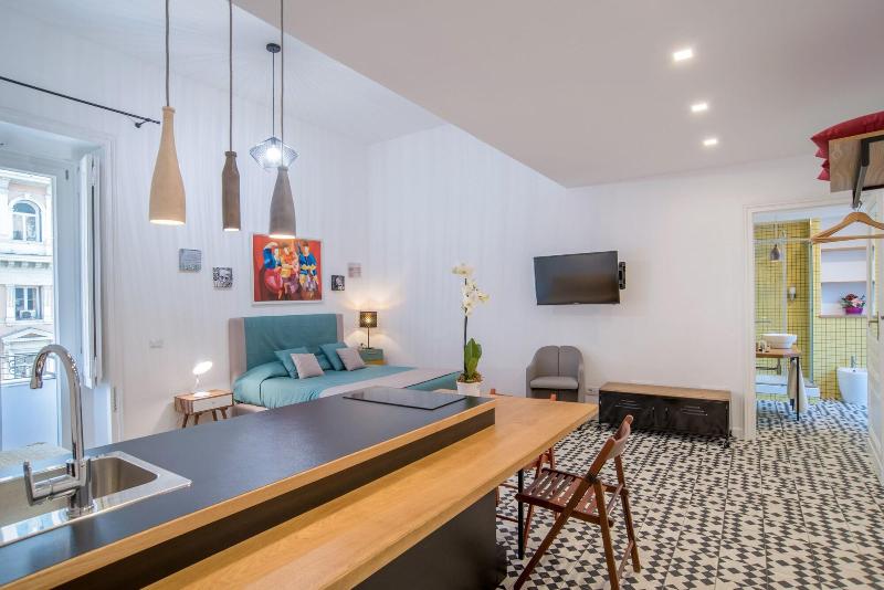 Napoliamo Guest House - Oda