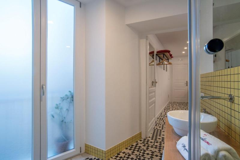 Napoliamo Guest House - Oda