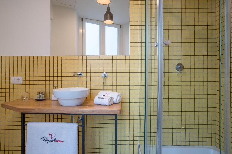 Napoliamo Guest House - Oda
