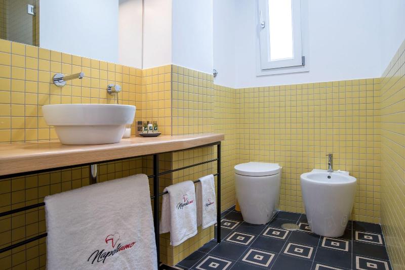 Napoliamo Guest House - Oda