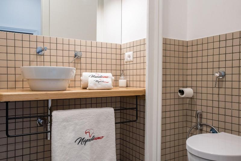 Napoliamo Guest House - Oda