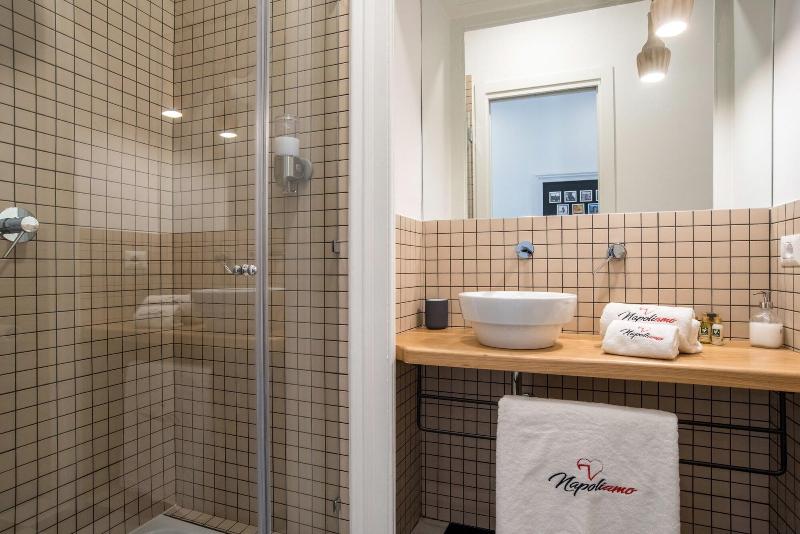 Napoliamo Guest House - Oda