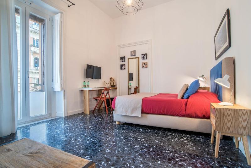 Napoliamo Guest House - Oda