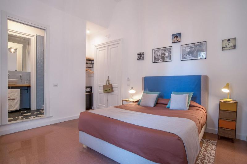 Napoliamo Guest House - Oda