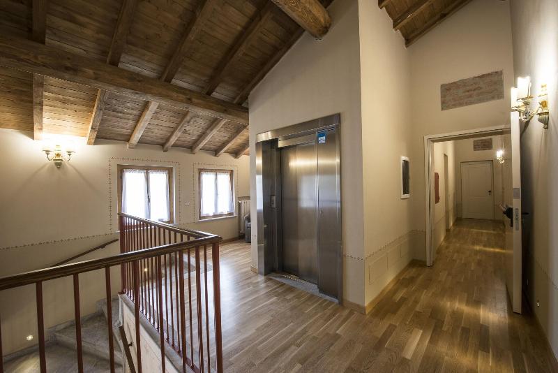 Hotel Sesmones - Lobi
