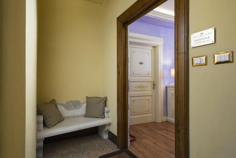 Navona Tower Relais - Lobi