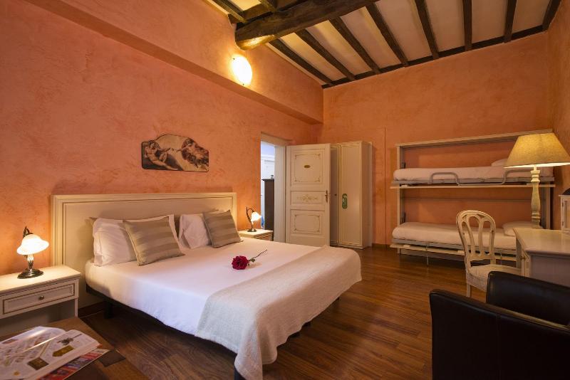 Navona Tower Relais - Oda