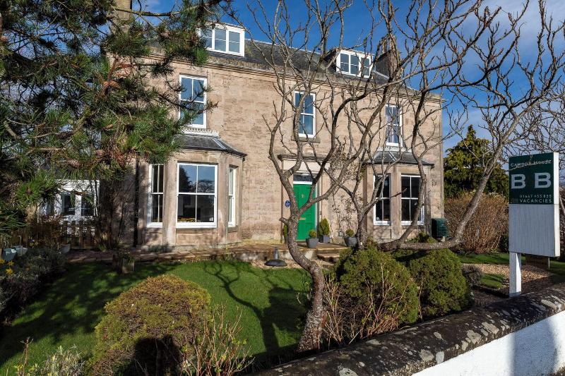 Cawdor House - Genel