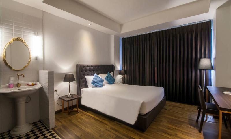 First House Hotel Bangkok - Oda