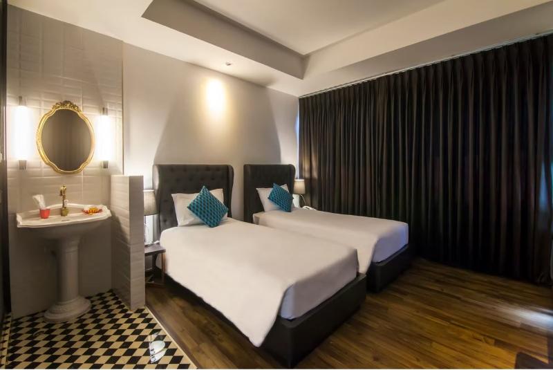 First House Hotel Bangkok - Oda