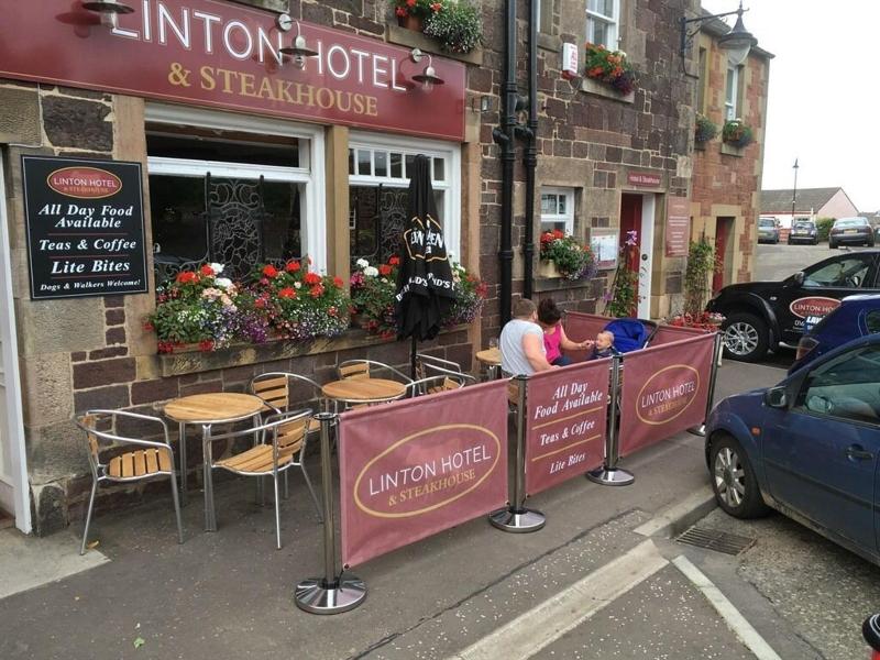 The Linton Hotel - Teras