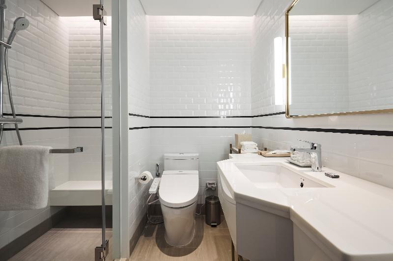 Montien Hotel Surawong Bangkok - Oda
