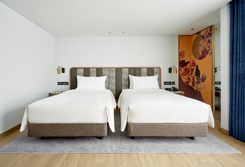 Montien Hotel Surawong Bangkok - Oda