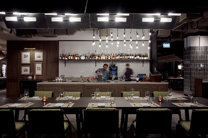 Montien Hotel Surawong Bangkok - Restoran