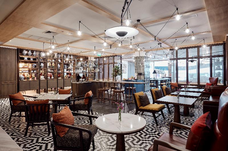 Montien Hotel Surawong Bangkok - Restoran