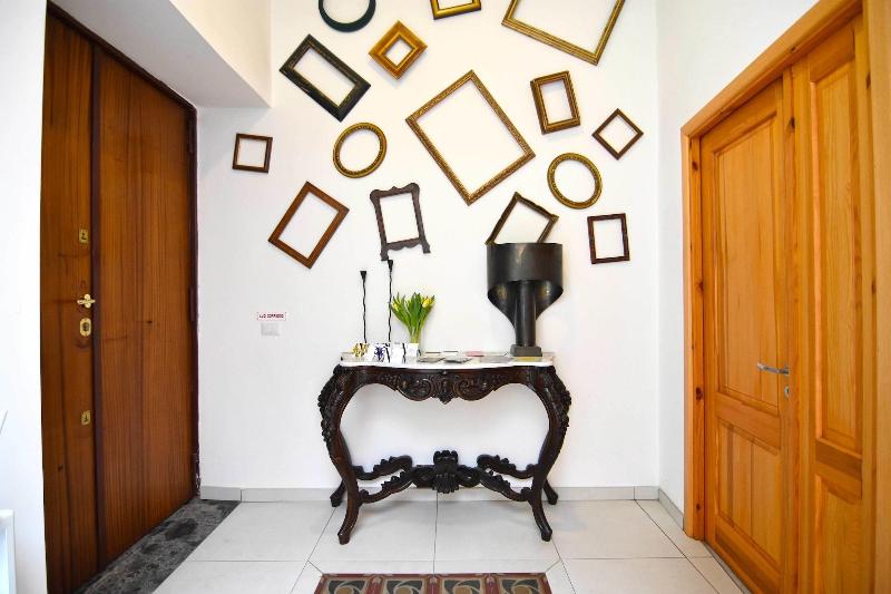 Ninarella Bed&Breakfast - Lobi