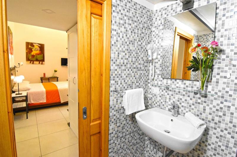 Ninarella Bed&Breakfast - Oda