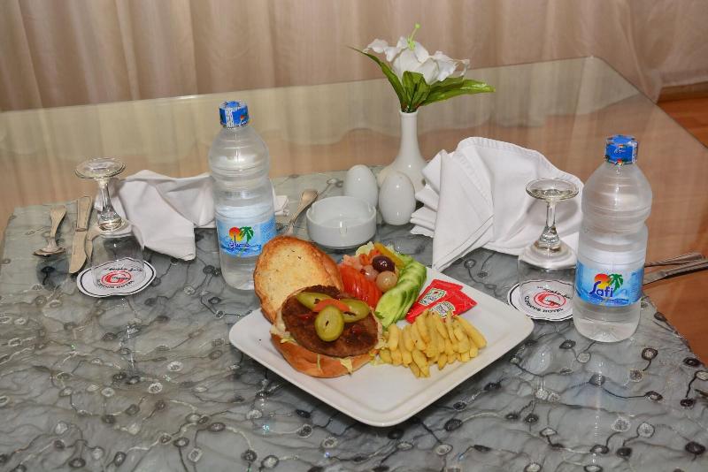 Glorious Hotel - Restoran