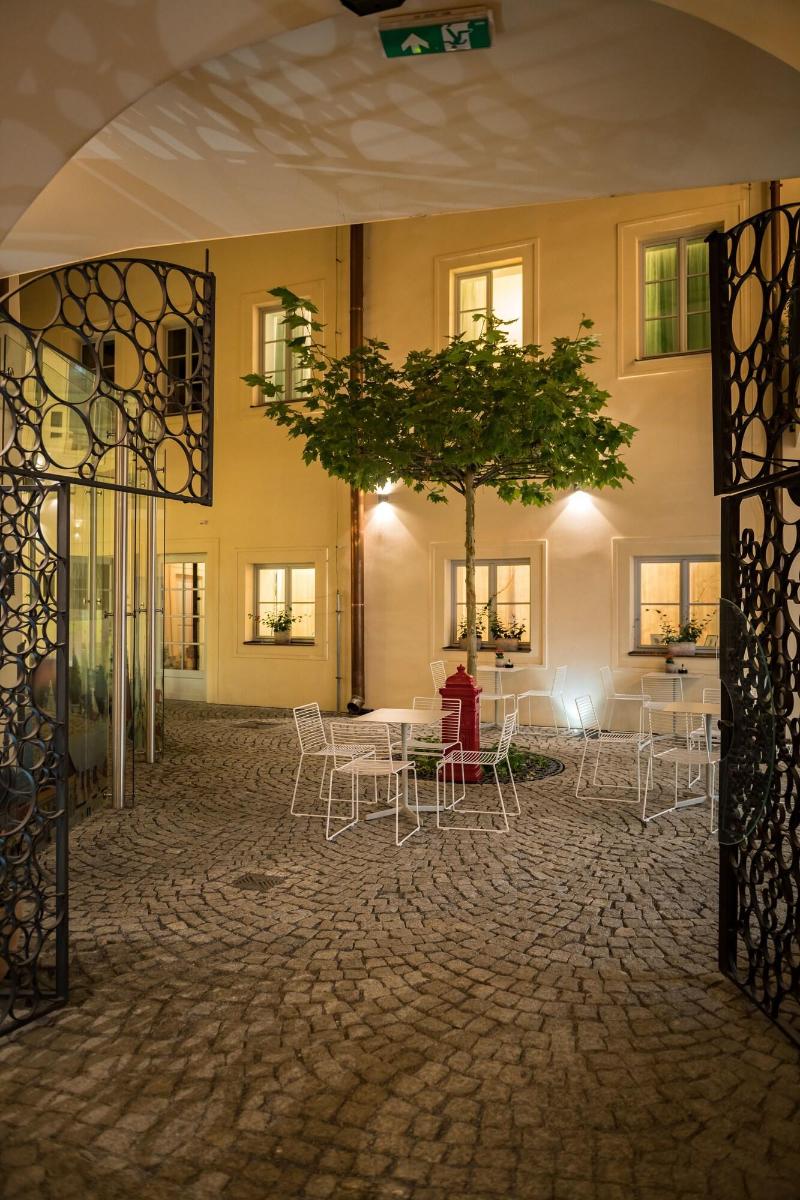 Old Royal Post Hotel - Genel
