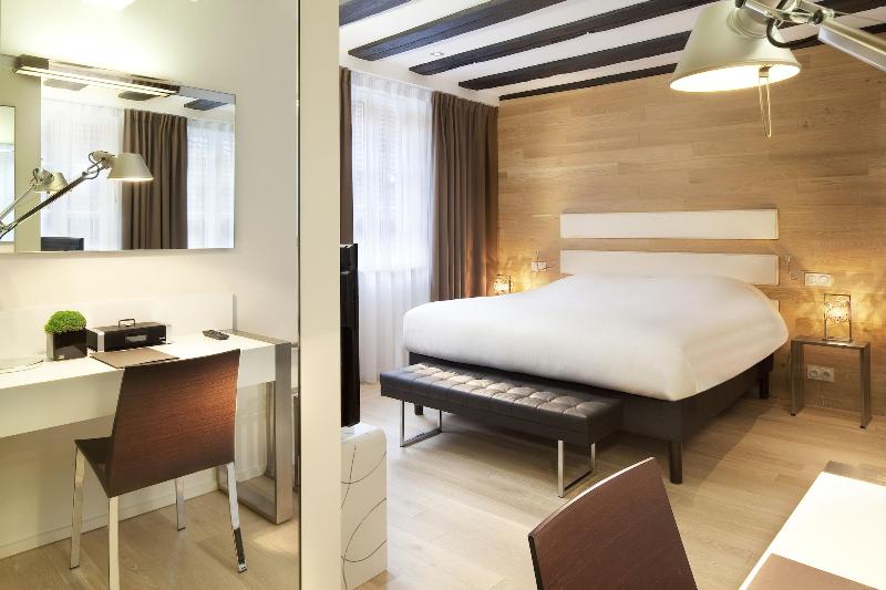 Hotel Le Colombier Suites - Genel