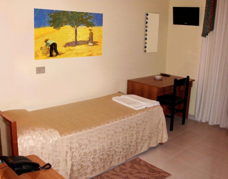 Cordial Hotel - Oda