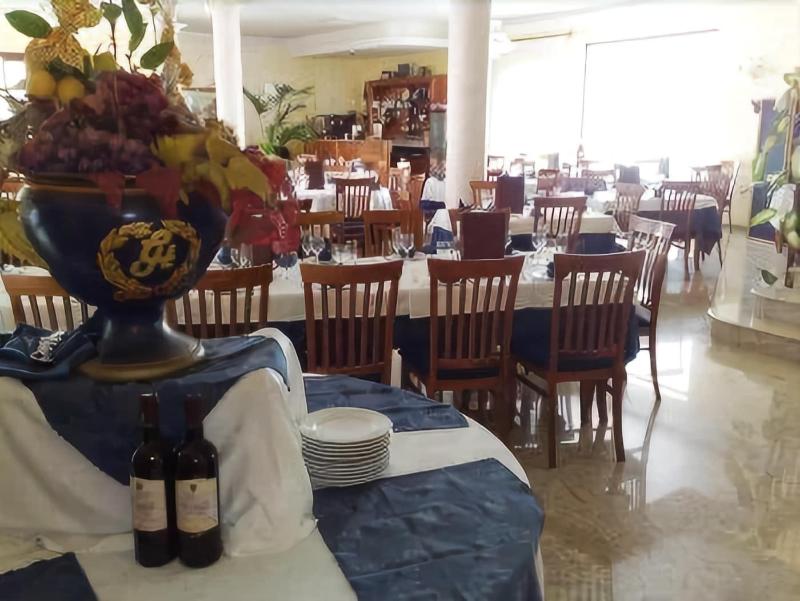 Cordial Hotel - Restoran